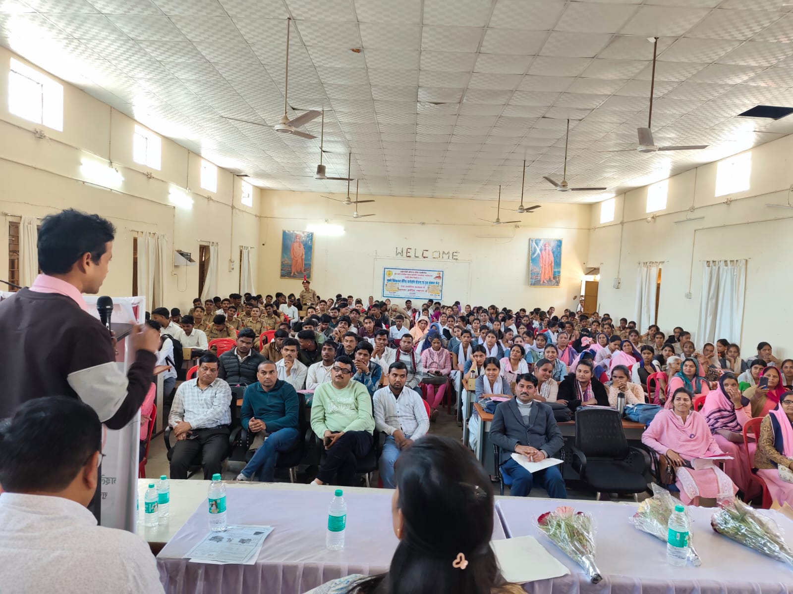 हाथीपांव (फाइलेरिया)  से मुक्त करने के उद्देश्य से आज 'राष्ट्रीय फाईलेरिया उन्मूलन कार्यक्रम' सामूहिक दवा सेवन (MDA) अभियान का शुभारंभ 