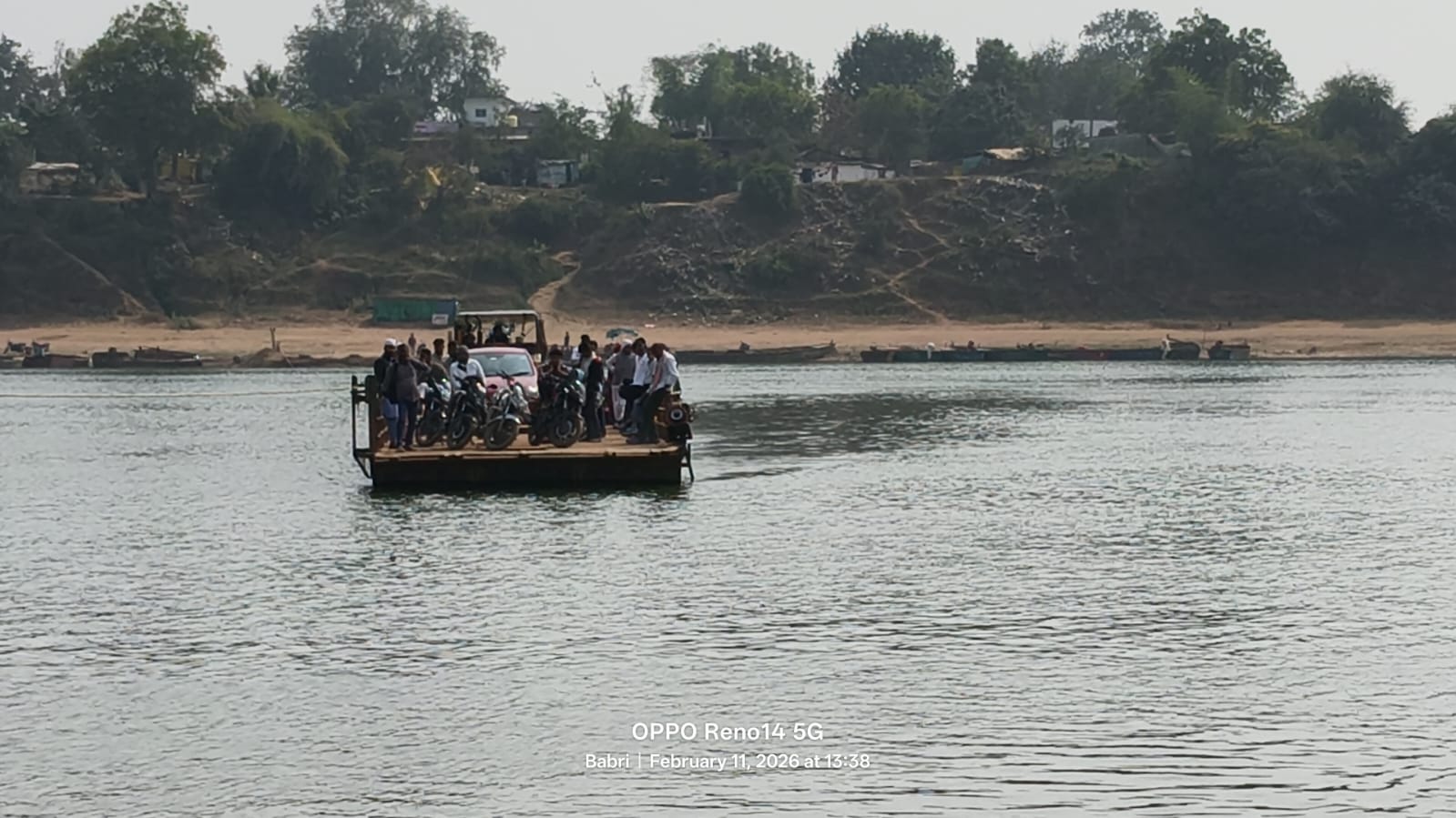 सीहोर के रेहटी तहसील के बाबरी घाट पर सुरक्षा नियमों की अनदेखी