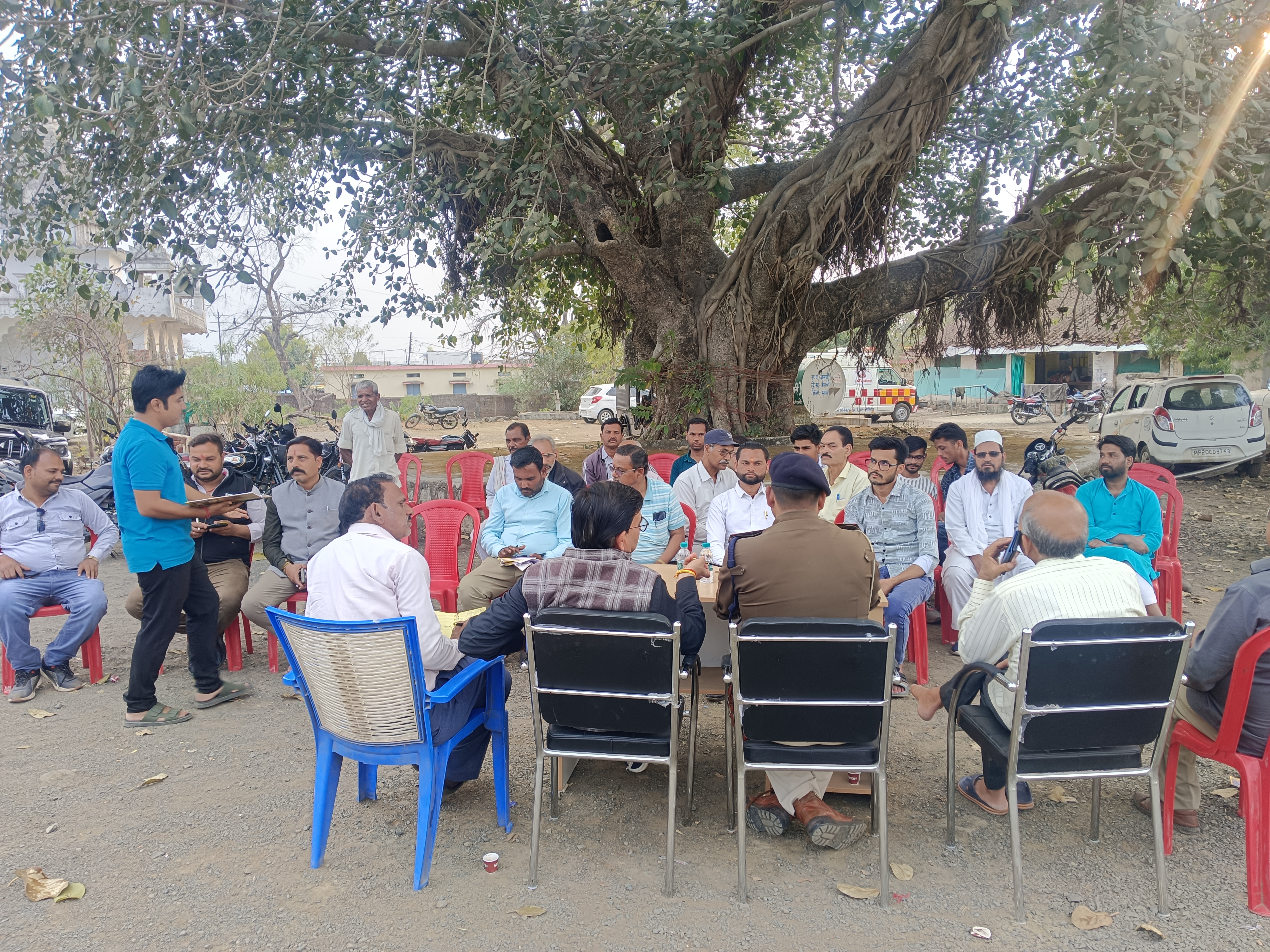 केसली: महाशिवरात्रि को लेकर थाना परिसर में शांति समिति की बैठक संपन्न, आपसी सौहार्द के साथ त्योहार मनाने की अपील