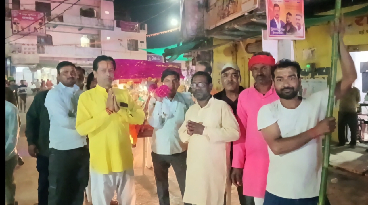 लिधौरा वडे महादेव के मंदिर में महाशिवरात्रि पर्व बुंदेलखंड की रीति रिवाजों के साथ मनाया गया है