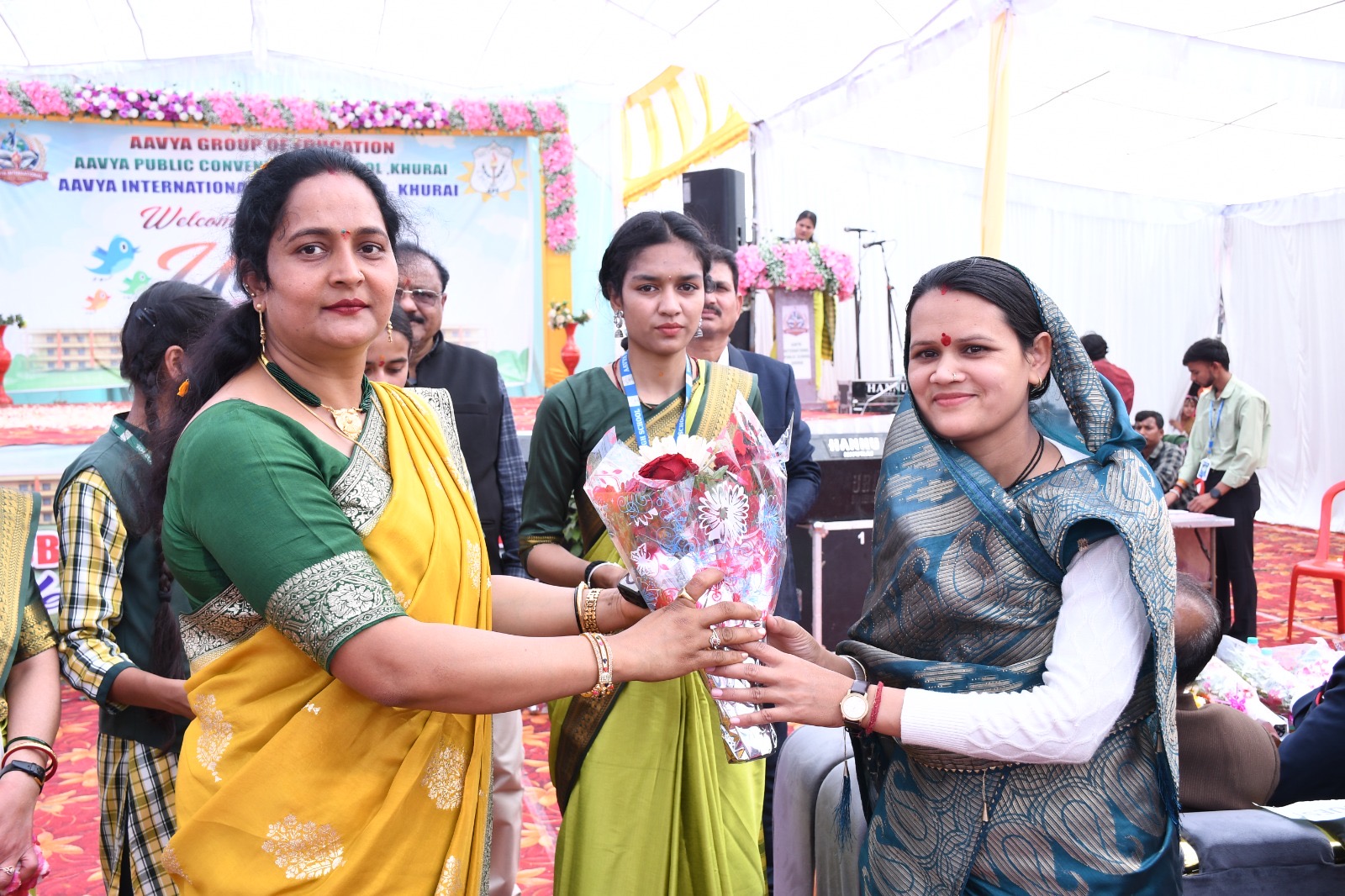 आव्या पब्लिक कॉन्वेंट स्कूल, खुरई में भव्य रूप से सम्पन्न हुआ वार्षिक महोत्सव “उड़ान”