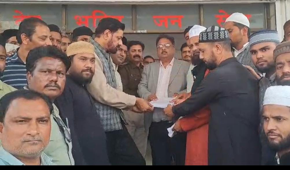 सोशल मीडिया पर मुस्लिम समुदाय को गाली-गलौज 