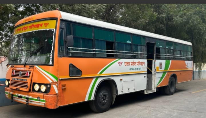 प्राइवेट डग्गामार बसों के दबाव में नहीं चल पाती  रोडवेज की सरकारी बसें    