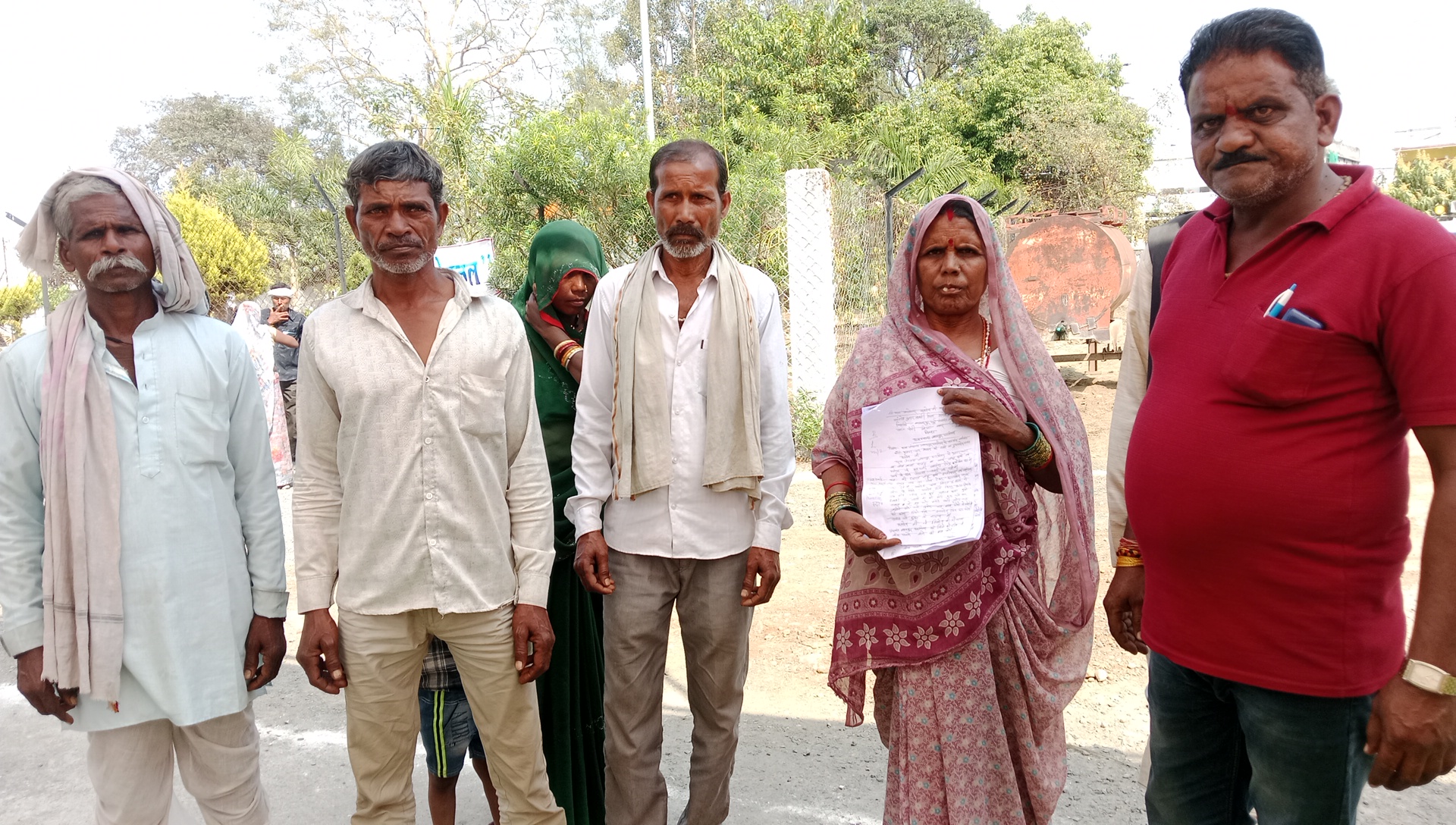 देवरी ब्लॉक में विकास कार्यों में भ्रष्टाचार की शिकायत ग्रामीणों ने की अविनाश रावत से जनसुनवाई में जताई नाराजगी