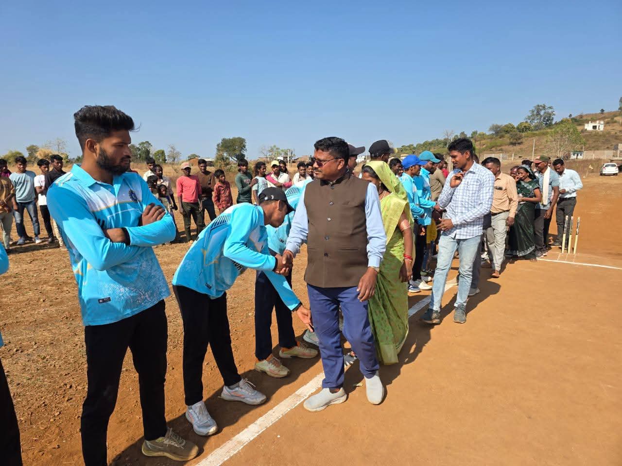भाजपा जिला उपाध्यक्ष बेला अर्जुन सिंह सैयाम की मौजूदगी में बिछिया में क्रिकेट फाइनल आयोजन से खेल प्रेमियों में खुशी की लहर