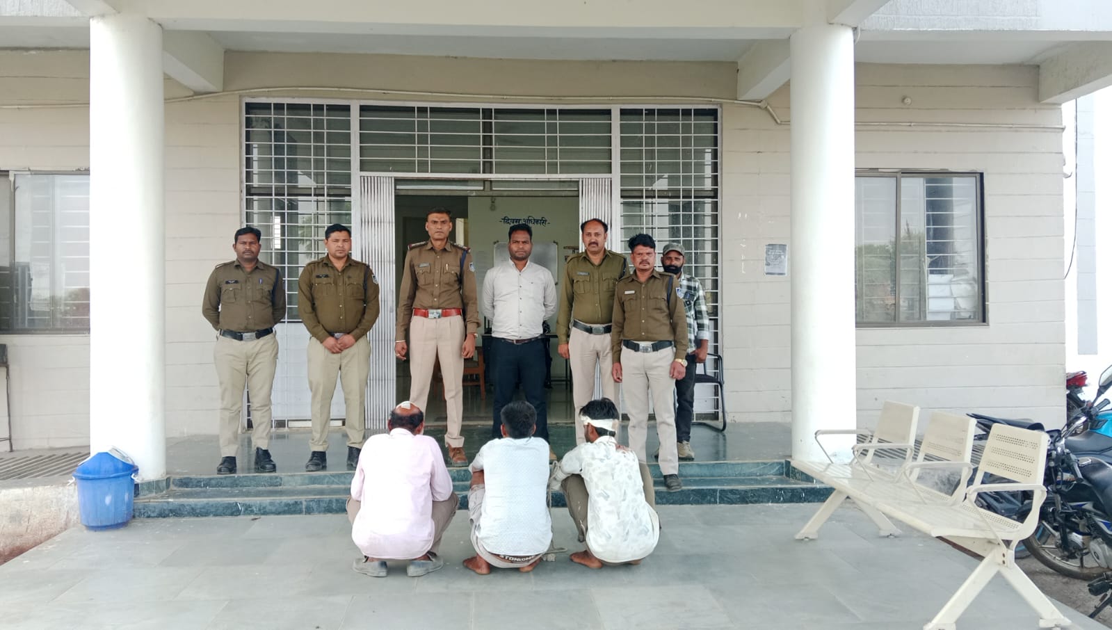 समनापुर शाहजू हत्याकांड का चंद घंटों में खुलासा, 3 आरोपी गिरफ्तार, जेल भेजे गए