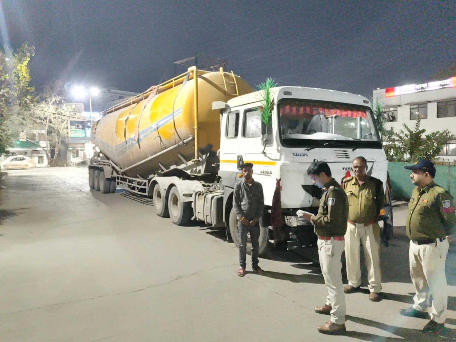 विदिशा:- ओवरलोड वाहनों पर विदिशा पुलिस की बड़ी कार्रवाई