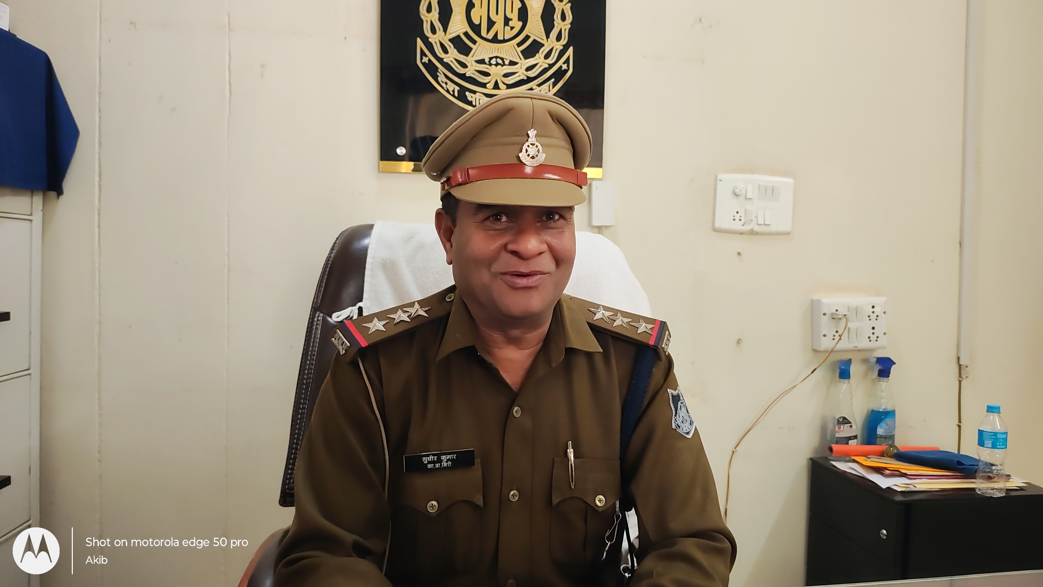 हटा थाना प्रभारी ने वैमनस्यता को भुलाकर प्रेम और सद्भावना के साथ होली का पर्व मनाने की लोगो से की अपील...