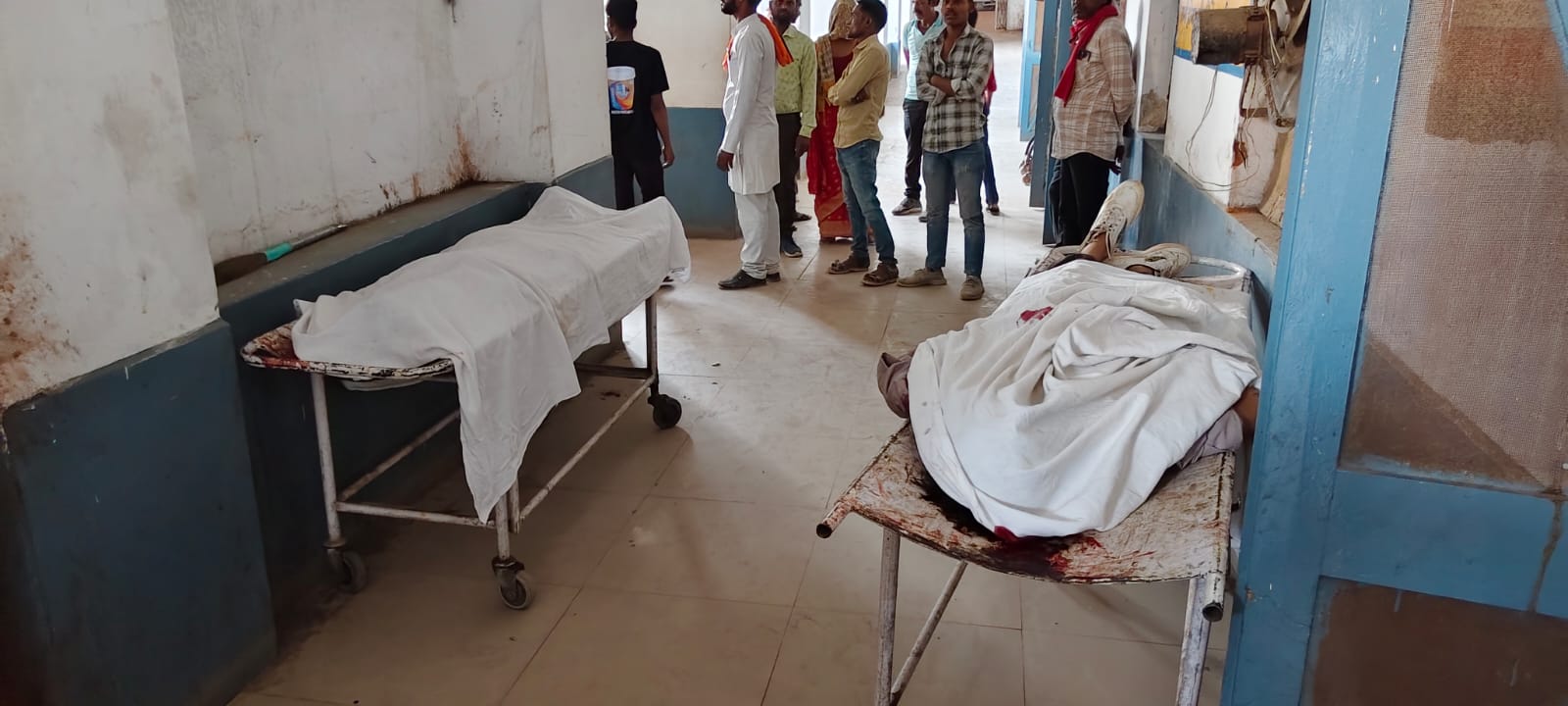 अज्ञात वाहन की टक्कर से दो युवकों की मौत, होली खेलने दूसरे गांव जा रहे थे बाइक सवार....  