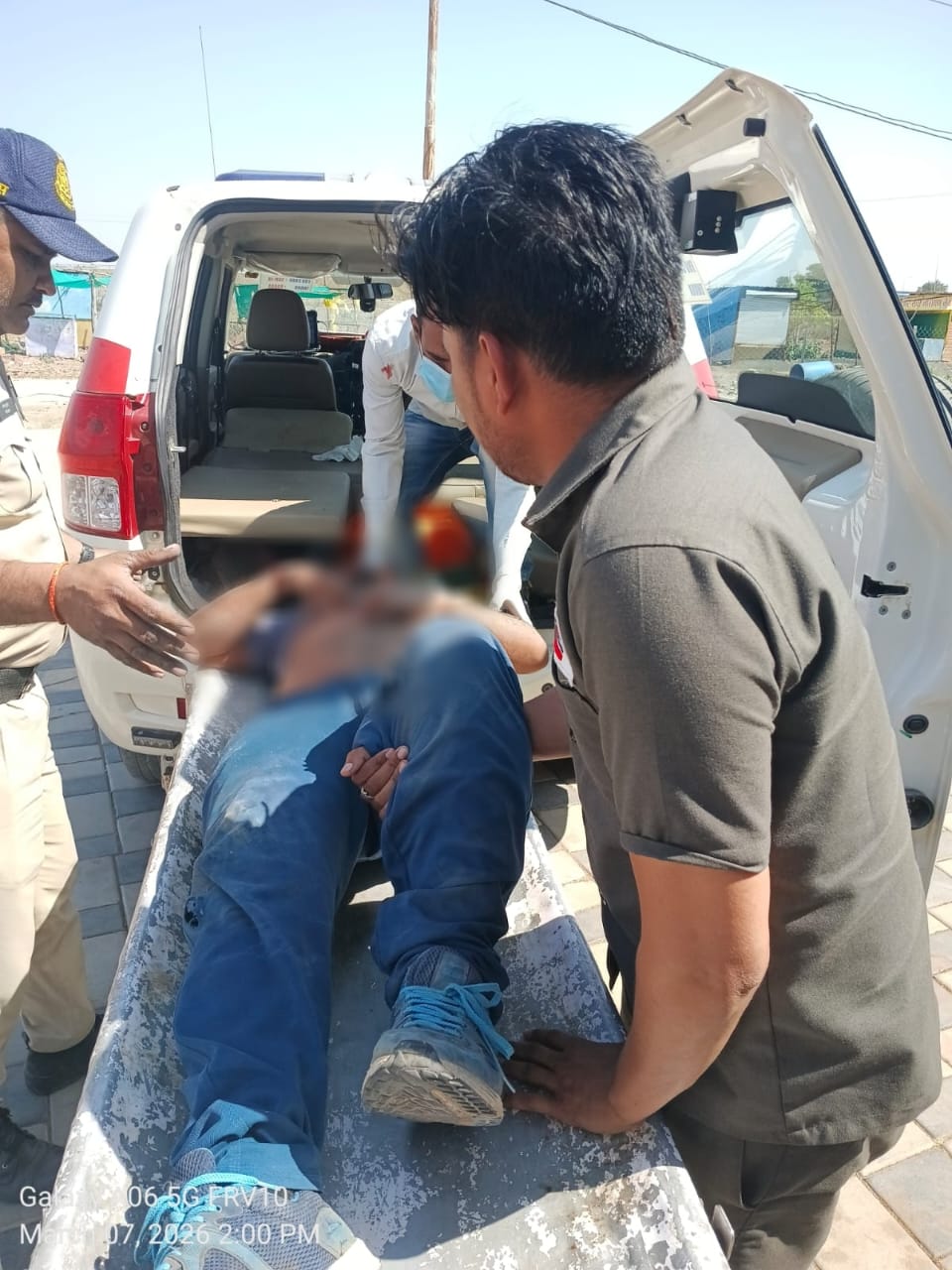 *दो अलग-अलग घटनाओं में डायल-112 की तत्परता ने बचाई जान — सागर कंट्रोल रूम एवं एफआरवी टीम की त्वरित कार्रवाई से घायलों को समय पर मिला उपचार*