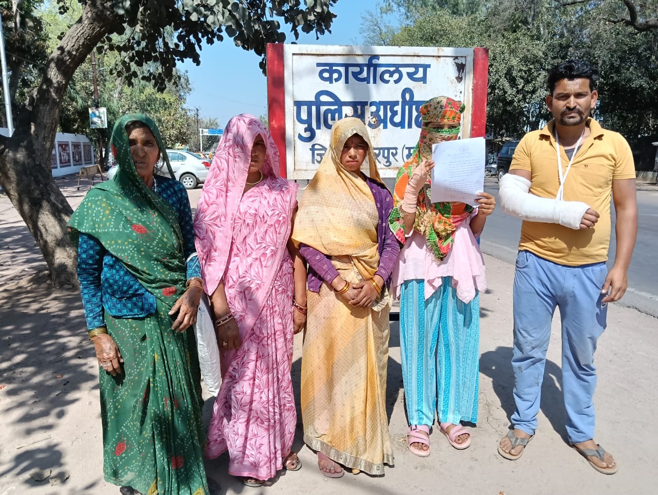  छतरपुर जिले के मातगुवा थाना क्षेत्र से मारपीट का एक गंभीर मामला सामने आया है। 