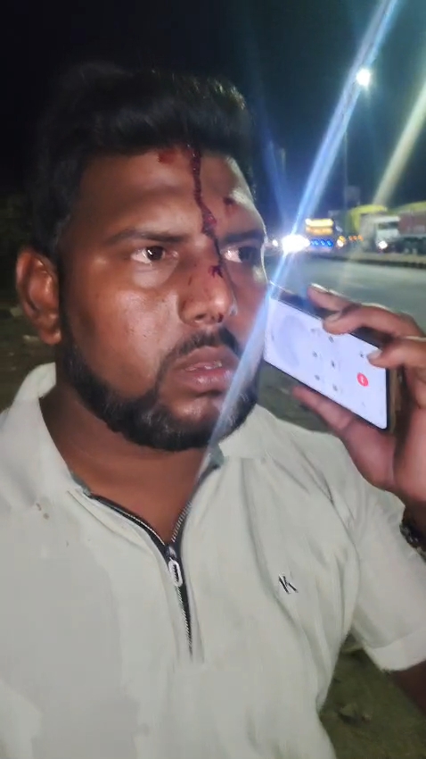 ट्रक चालकों का आक्रोश फूटा सोहागी आरटीओ चेक पॉइंट पर