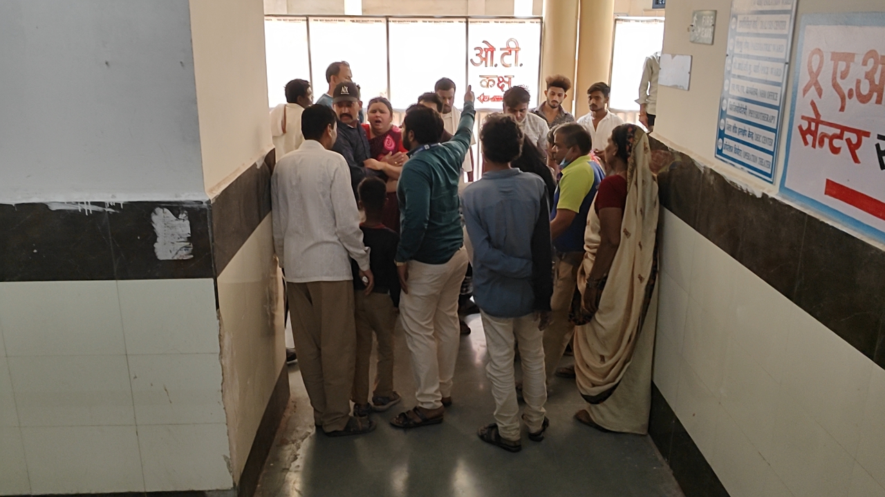 बुरहानपुर में 20 वर्षीय युवती की निर्मम हत्या, दुकान मालिक पर शक