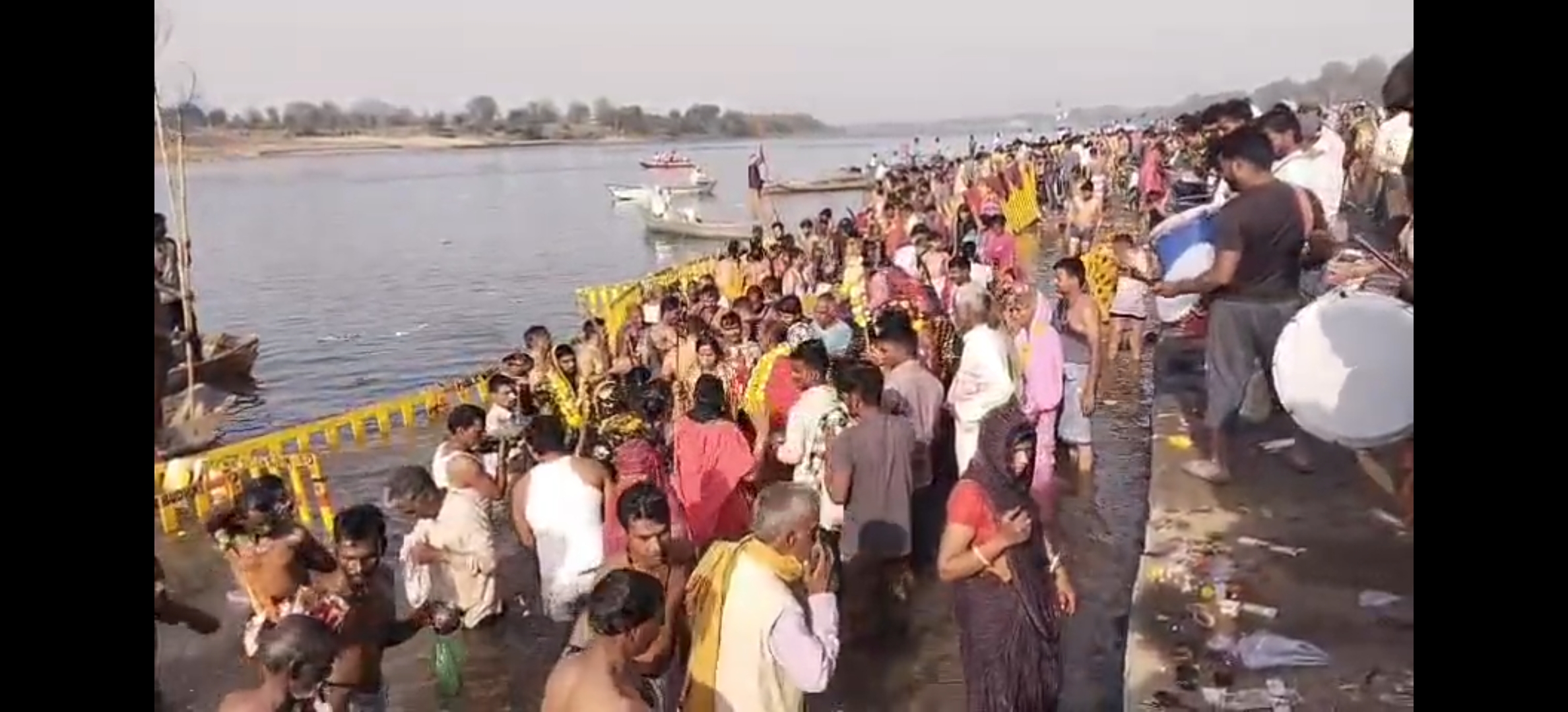 भूतडी अमावस्या पर आंवलीघाट में उमड़ा श्रद्धा का जन सैलाब