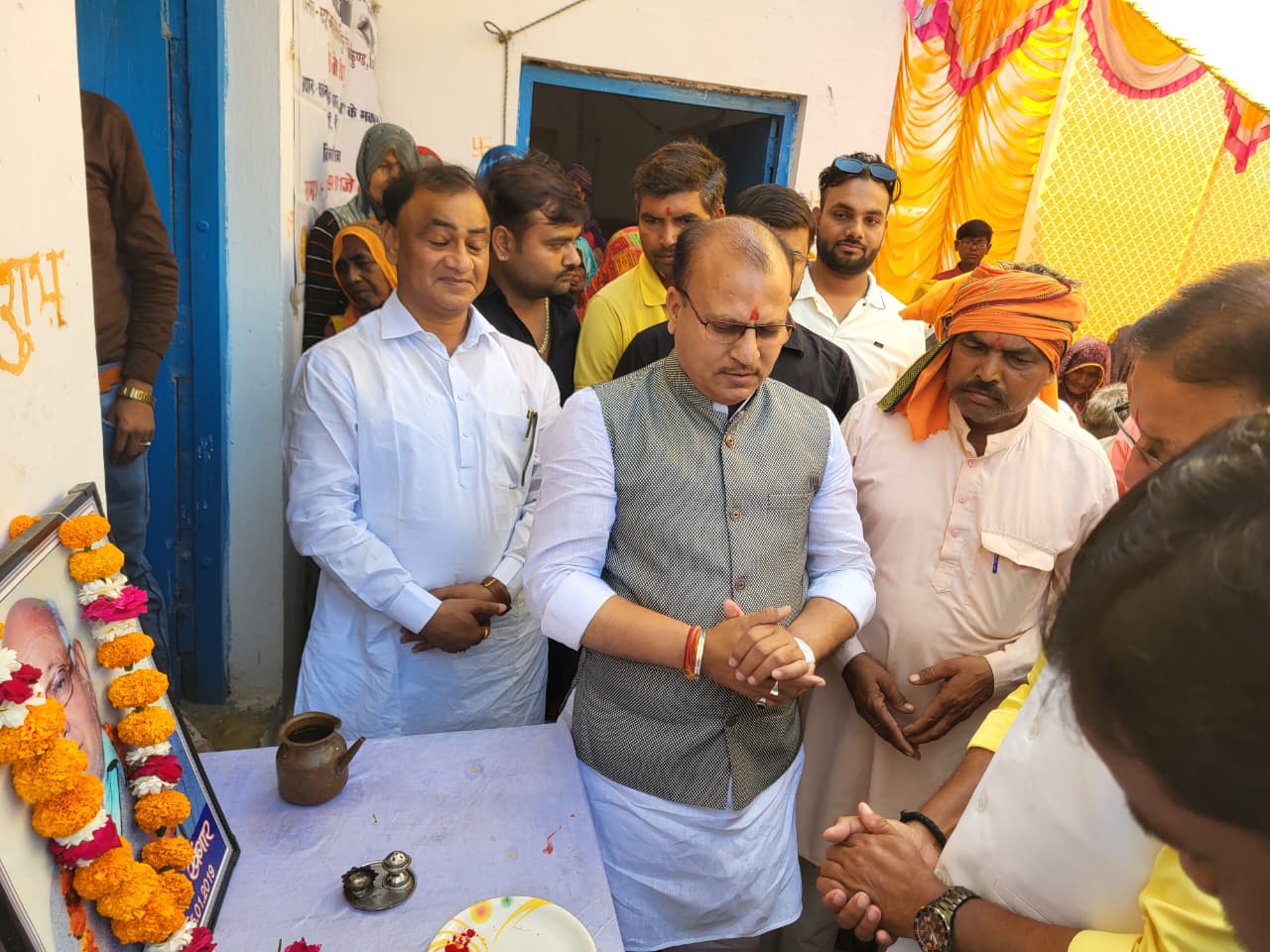 निवाड़ी के चुरारा में निशुल्क नेत्र जांच शिविर आयोजित