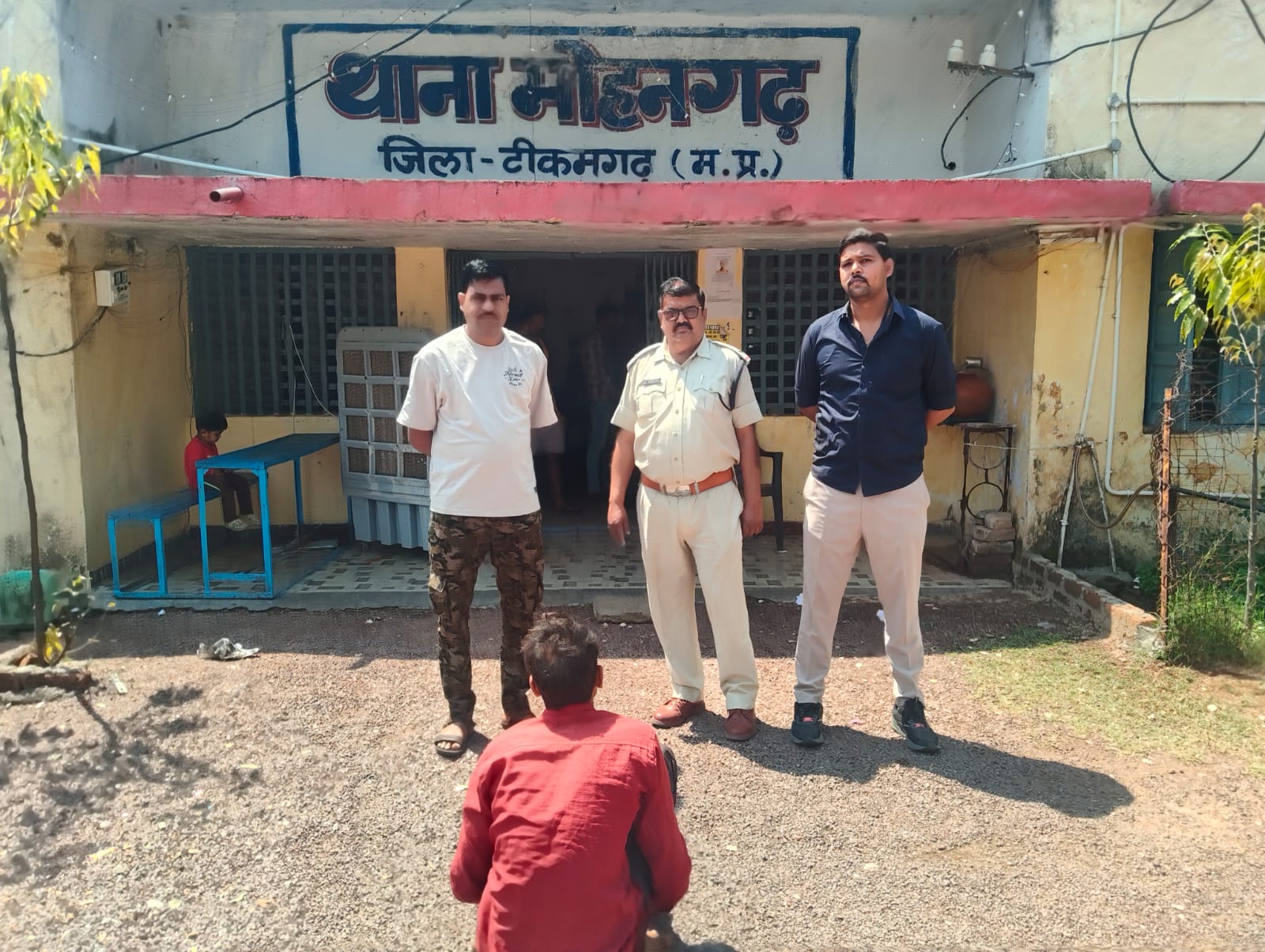पुलिस ने कट्टा एवं जिंदा कारतूस लिए आरोपी को किया गिरफ्तार