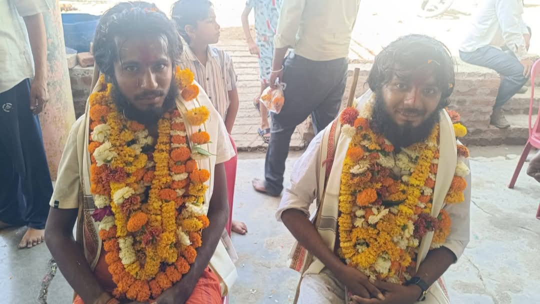 धर्म और संकल्प की विजय: गौरझामर के दो सगे भाइयों ने 5 माह में पूर्ण की 3000 KM की कठिन नर्मदा परिक्रमा