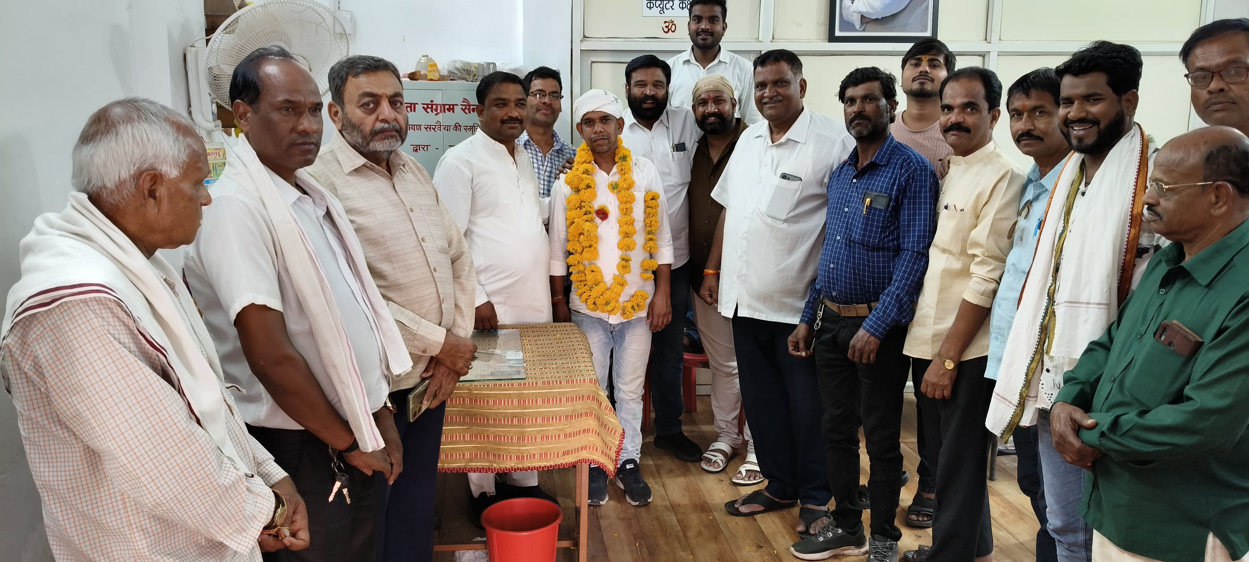 *आकर्षक विद्युत सजावट और दीपों की रोशनी से जगमगा उठा भाजपा कार्यालय* 