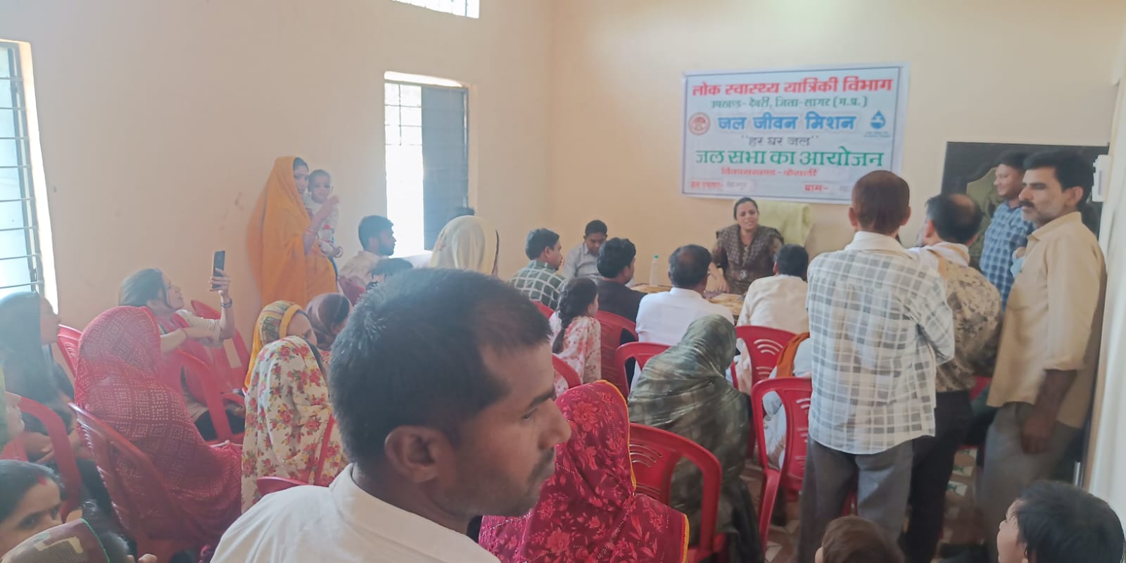 सहजपुर में जल संकट पर एक्शन: एसडीएम ने दिए कुआं गहरीकरण और जल निगम को समय सीमा में कार्य पूर्ण करने के निर्देश