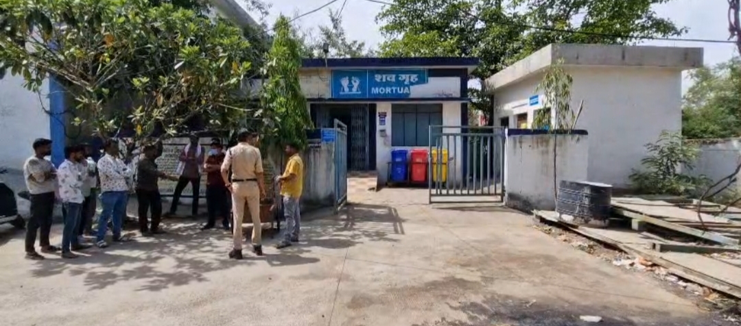 कलयुगी बेटे ने की पिता की हत्या  पुलिस ने रात में ही मामले की गंभीरता को समझते हुए बेटे को किया गिरफ्तार 