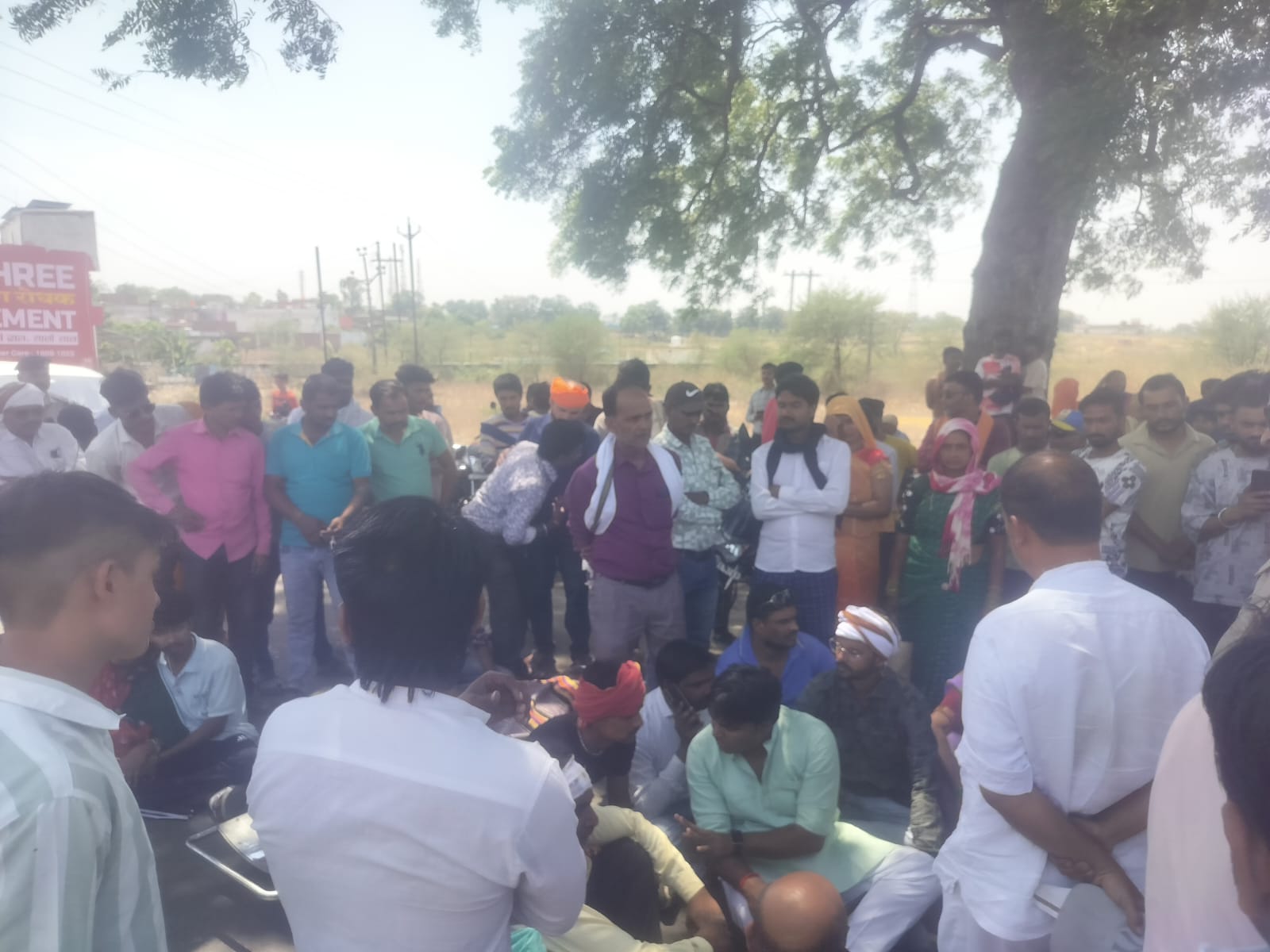 धमकियों से टूटा युवक, फांसी लगाकर दी जान
