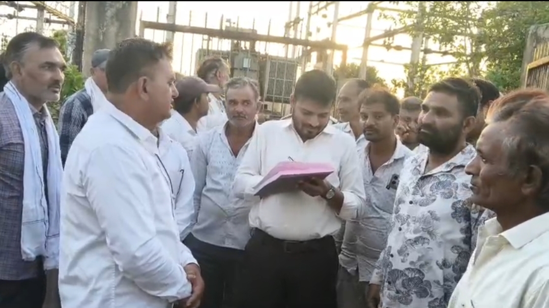 रात के अंधेरे में 'खाद कांड'! तीन दिन बाद भी नहीं हुई FIR, कृषि विभाग और प्रशासन पर उठे सवाल?