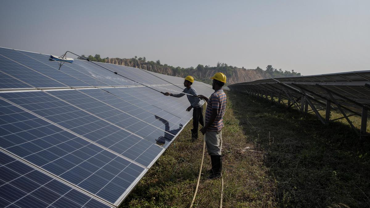 Air Pollution Reduces Solar Power Output in India