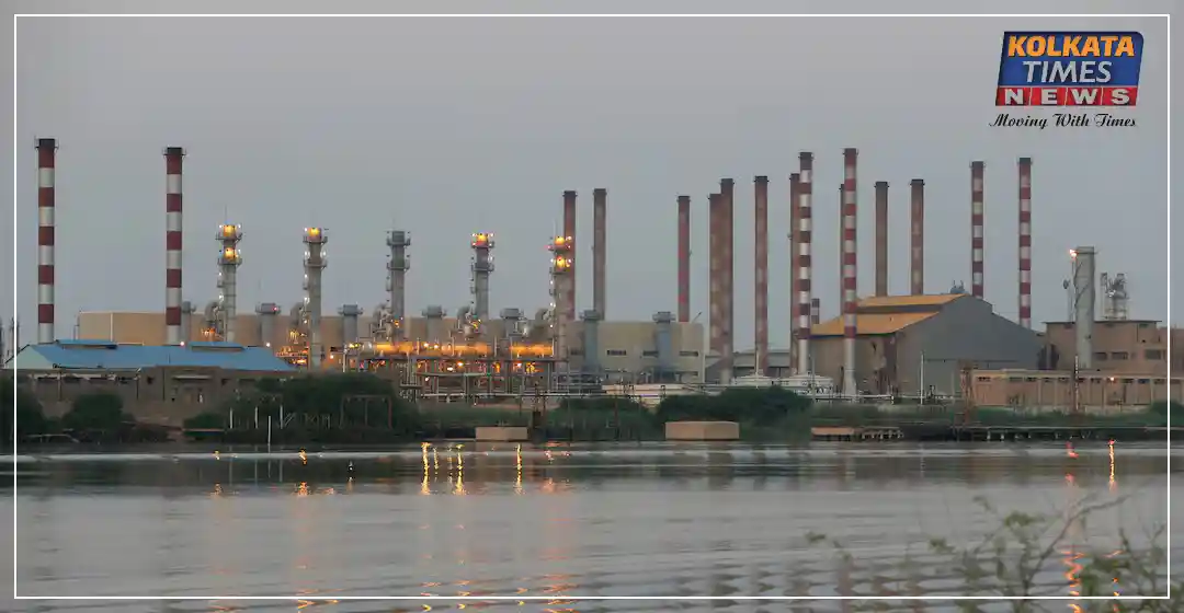 মধ্যপ্রাচ্যে জ্বালানি যুদ্ধ! ইরানের পাল্টা হামলায় তেল–গ্যাস কেন্দ্র টার্গেট, বিশ্ববাজারে অস্থিরতা !