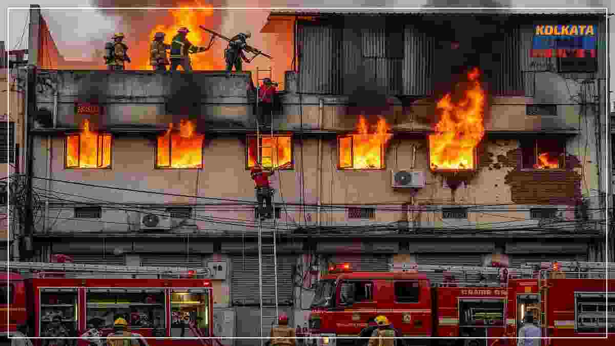 সুরাটে জরি কারখানায় ভয়াবহ বিস্ফোরণ, আগুনে ঝলসে মৃত্যু ২ শ্রমিক—গুরুতর জখম অন্তত ৯ !