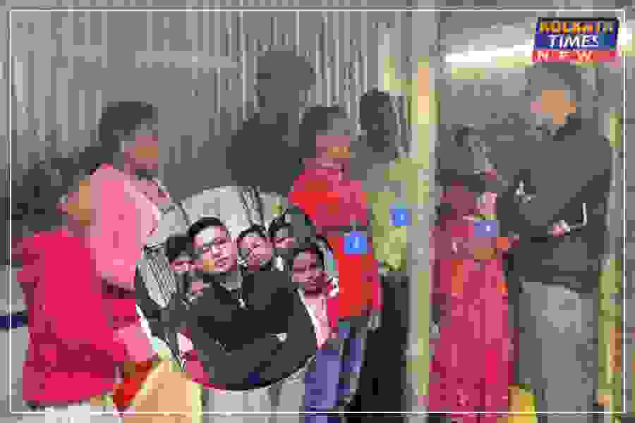 পরিযায়ী শ্রমিকের বাড়িতে অভিষেক—‘বাংলায় কথা বলার অপরাধে জেল’, সুকান্তকে কটাক্ষ ‘স্টপেজ মিনিস্টার’
