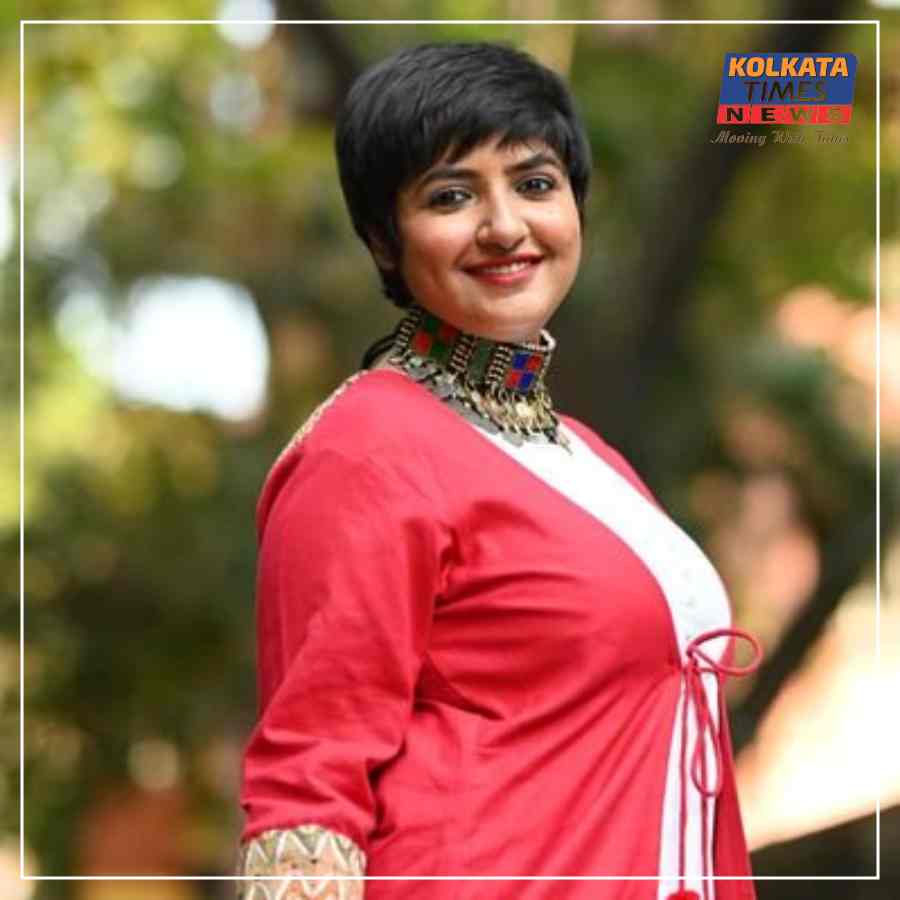 মঞ্চে গান থামিয়ে হেনস্থা! ‘জাগো মা’ গাওয়ার অপরাধে গায়িকা লগ্নজিতার উপর চড়াও অভিযুক্ত, গ্রেপ্তার স্কুল মালিক !