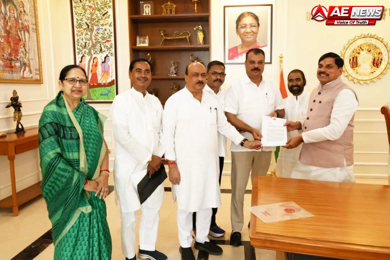 नेता प्रतिपक्ष उमंग सिंघार के नेतृत्व में CM डॉ. मोहन यादव से मिला कांग्रेस का आदिवासी प्रतिनिधिमंडल; रखीं 3 प्रमुख मांगें
