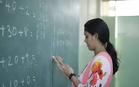 मध्य प्रदेश के शिक्षकों के लिए खुशखबरी: मुख्यमंत्री ने की चौथे वेतनमान की घोषणा!