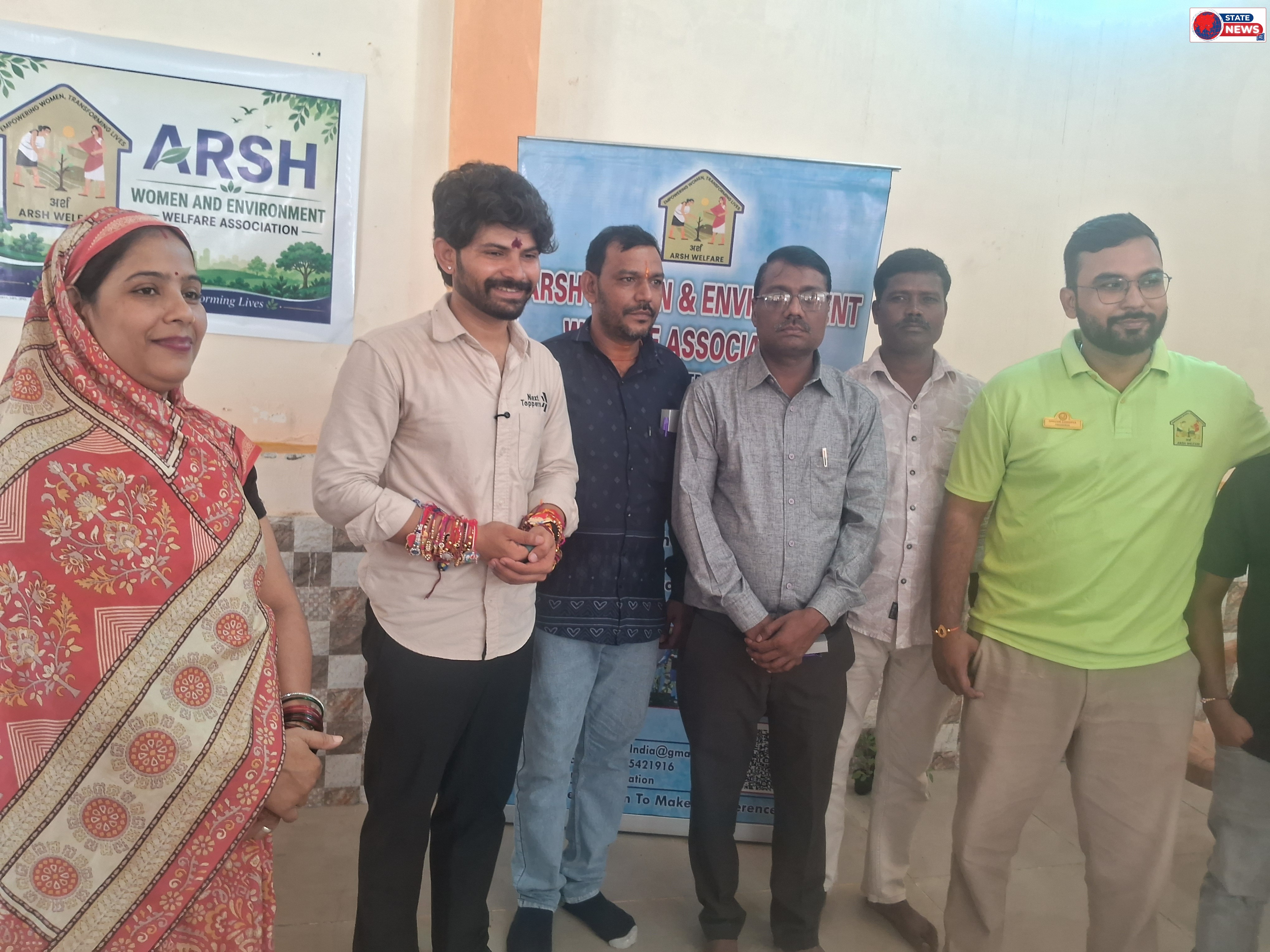 नेस्ट टॉपर कोचिंग ने गुरूकुल केंद्र मैं  बच्चों के साथ मनाया रक्षा बंधन मनाया गया नामदेव विकास पारिषद जवाहर चौक भोपाल 