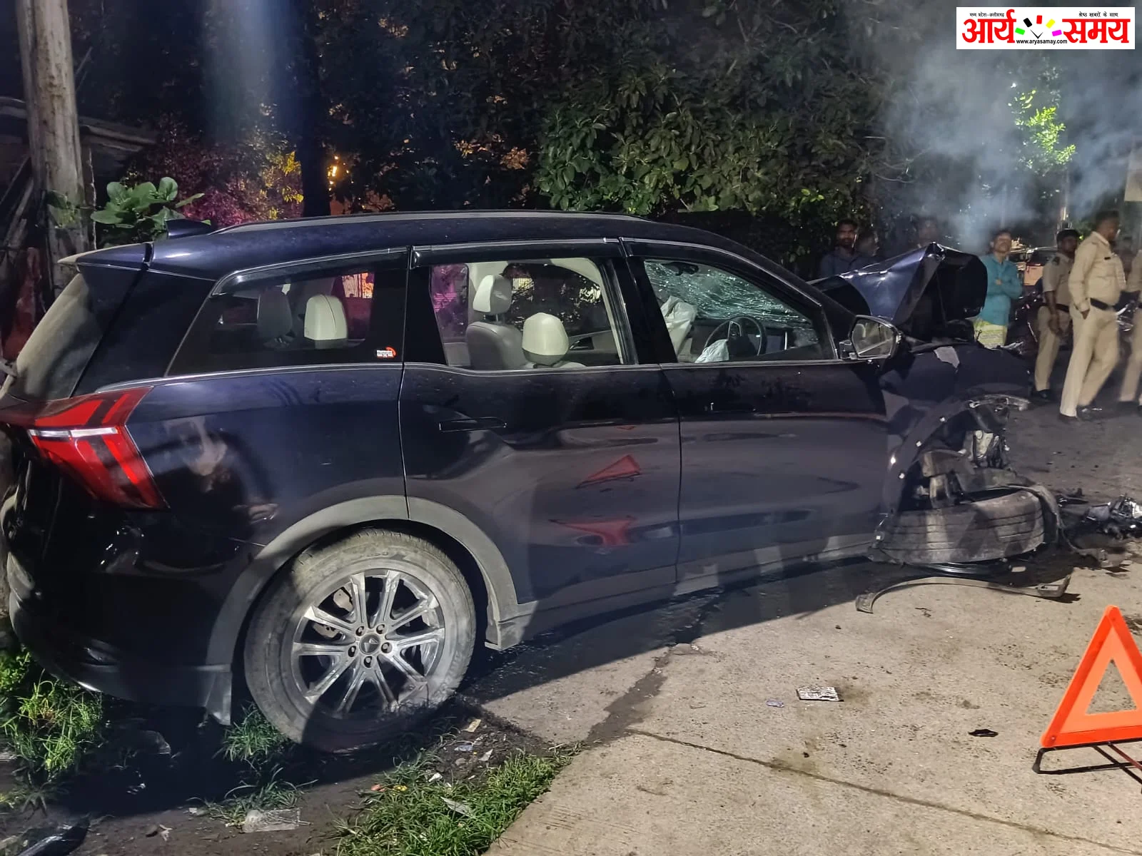 Jabalpur News: गोराबाजार थाने के ठीक सामने भीषण हादसा: अस्पताल संचालक की SUV ने स्कार्पियो को मारी टक्कर, 3 घायल; पुलिस साधी चुप्पी