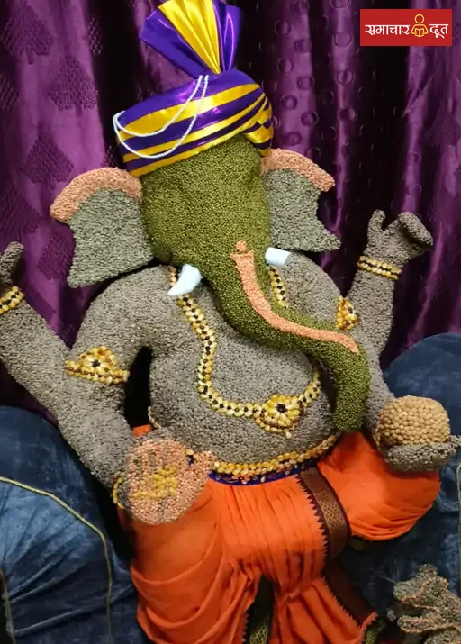  रायपुर में इको-फ्रेंडली और अनूठी गणेश मूर्तियां तैयार