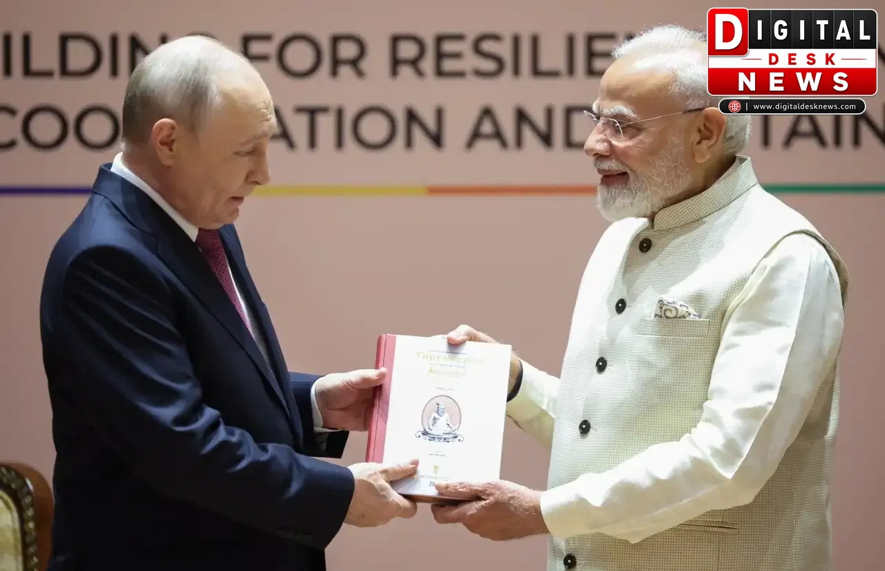 पुतिन को PM मोदी ने भेंट की 2000 साल पुरानी पुस्तक, भारत की संस्कृति का दस्तावेज है तिरुक्कुरल
