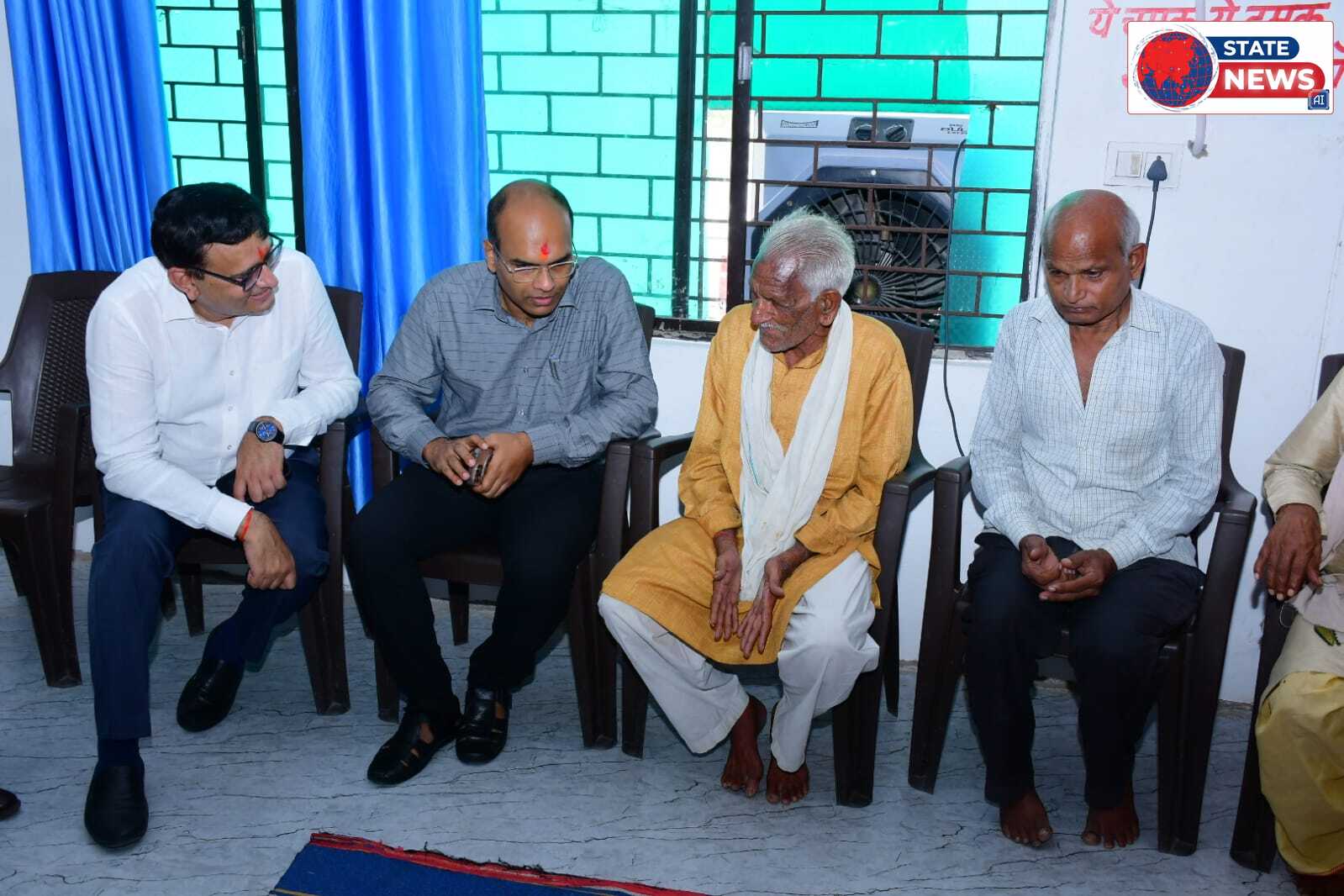 श्रम विभाग सचिव रघुराज एम राजेंद्रन का वृद्धाश्रम दौरा