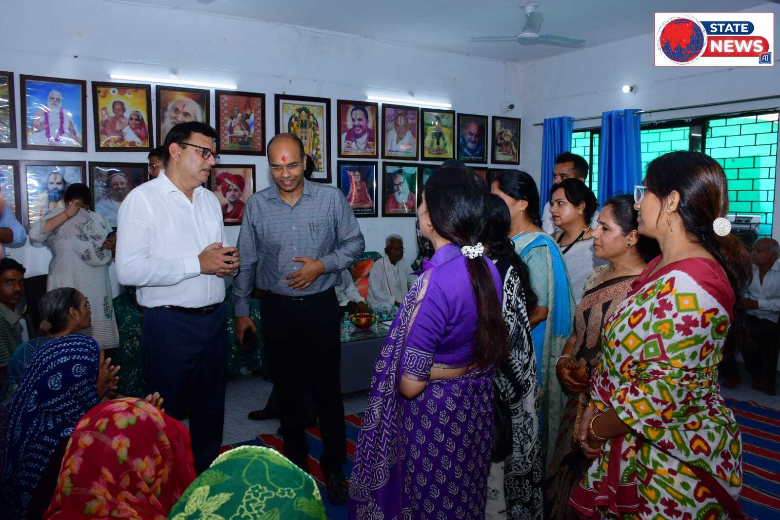 श्रम विभाग सचिव रघुराज एम राजेंद्रन का वृद्धाश्रम दौरा