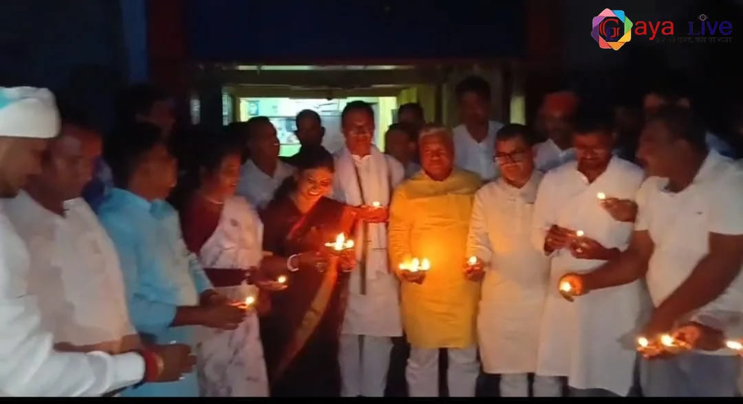 हम पार्टी ने दीप प्रज्ज्वलित कर मनाया पीएम मोदी का 76वां जन्मदिन