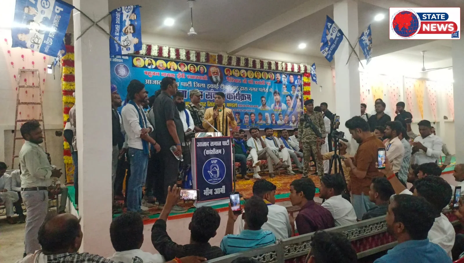 *"देश संविधान से चलता है, किसी के फरमान से नहीं" - दामोदर यादव*दित्यपाल राजपूत *पलेरा (टीकमगढ़)।* पलेरा के गणेश मैरिज गार्डन में आयोजित 
