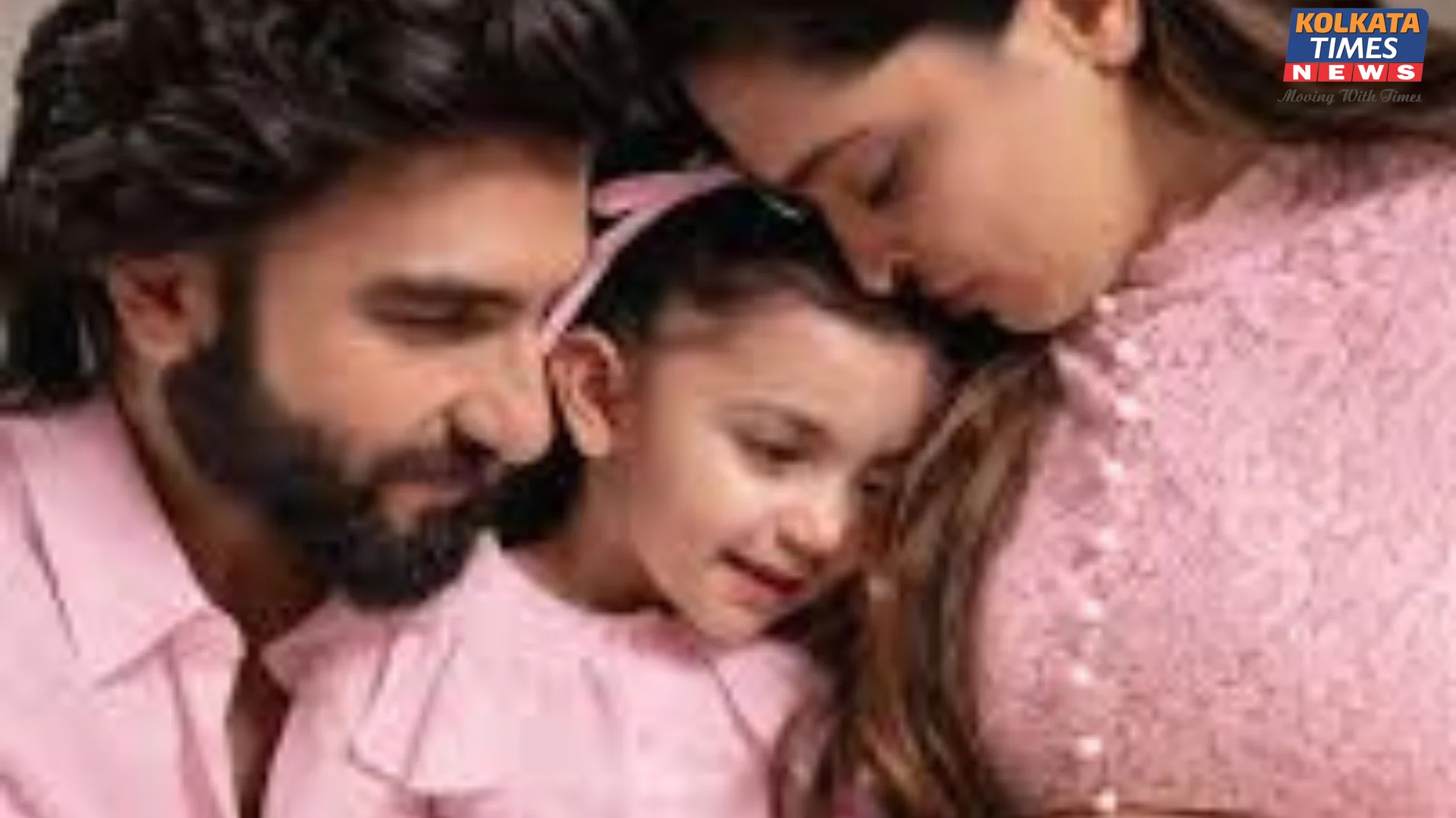 দীপিকা-রণবীরের ঘরে ফের কন্যাসন্তান, বড় দিদি হলেন দুয়া! আনন্দে ভাসছে বলিউড !