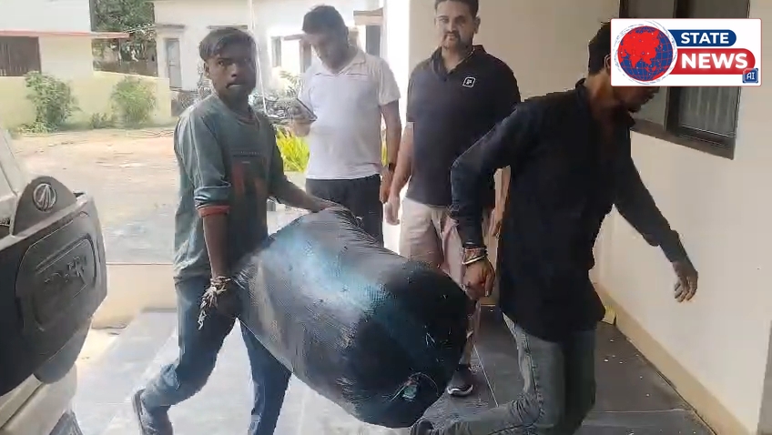 80 किलो गांजा जब्त, तीन गिरफ्तार