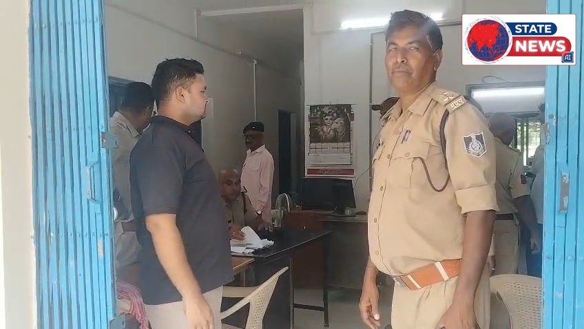 80 किलो गांजा जब्त, तीन गिरफ्तार