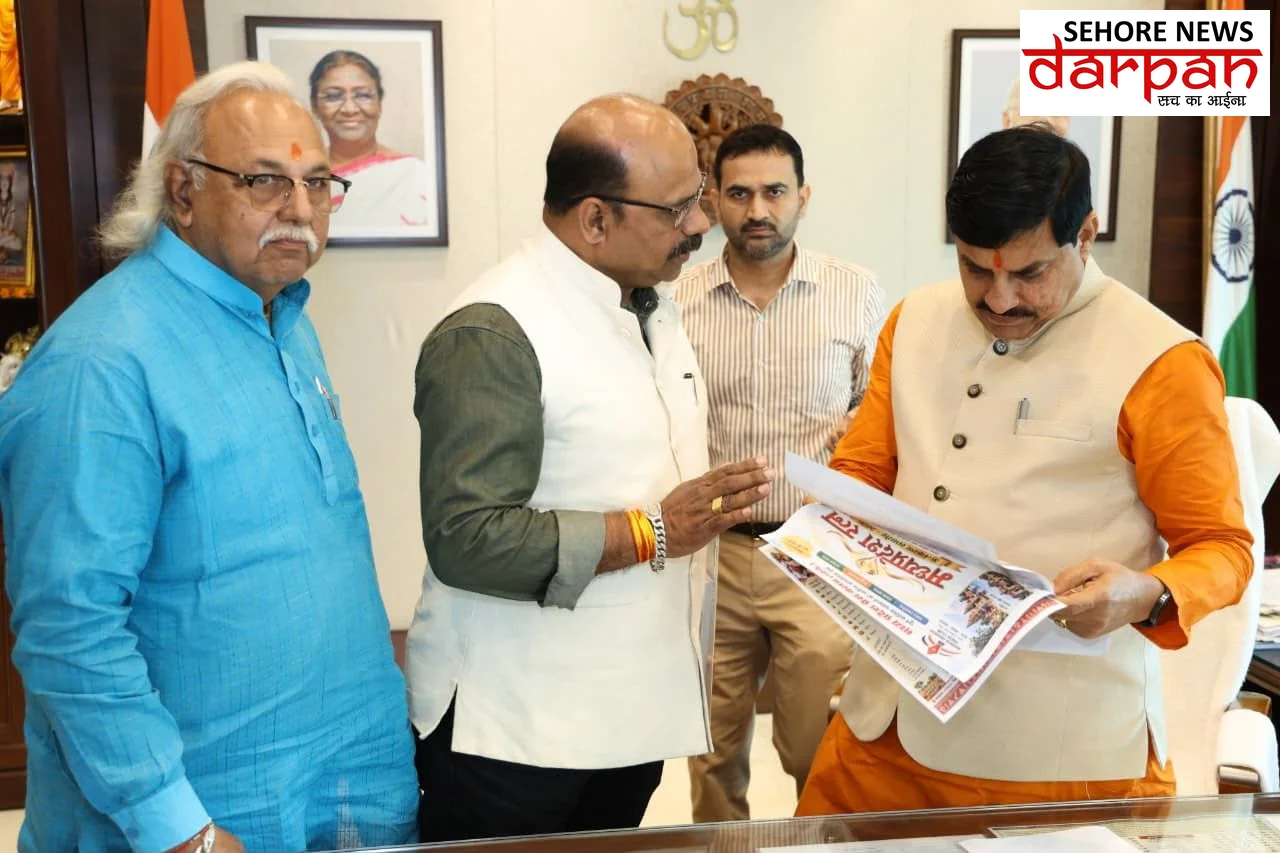 मुख्यमंत्री डॉ. मोहन यादव से मध्य प्रदेश प्रेस क्लब अध्यक्ष डॉ. नवीन आनंद जोशी की भेंट