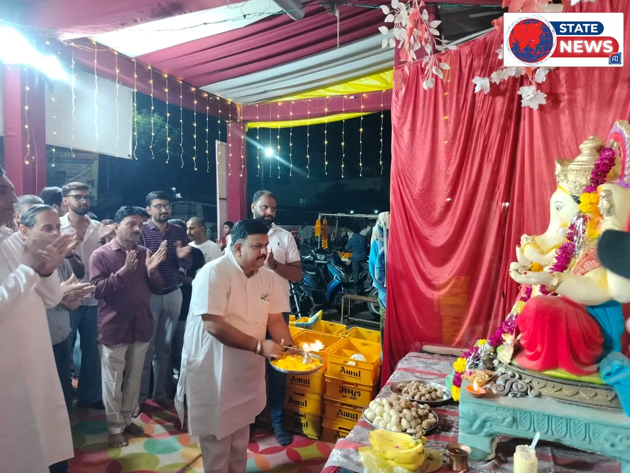 गणेश जी की आरती में गूंजा ‘वंदे मातरम्’, भक्ति के साथ राष्ट्रभक्ति का अनूठा संगम