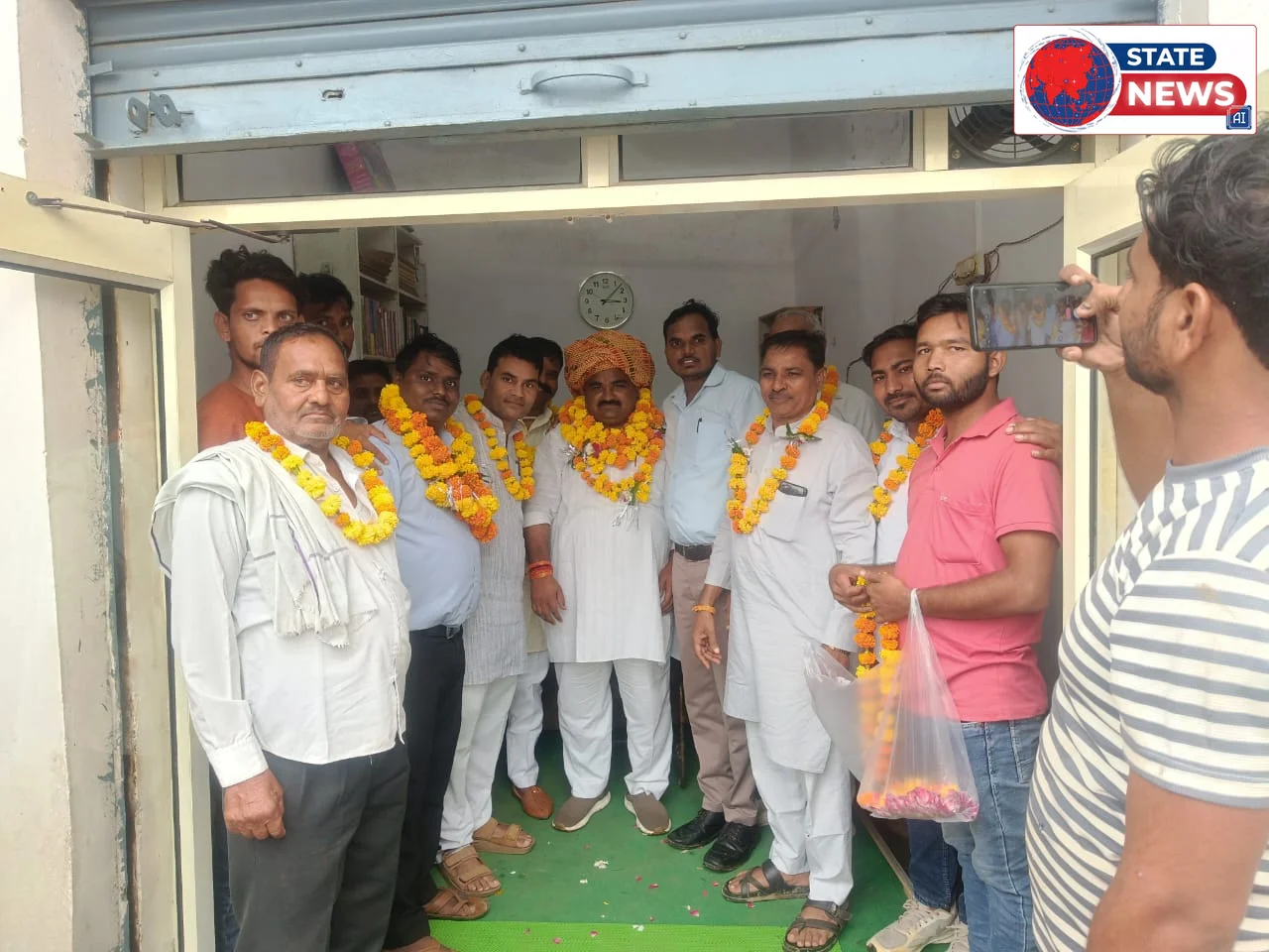 प्रांतीय कुशवाह समाज भिण्ड जिलाध्यक्ष दिलीप सिंह कुशवाह का मौ में भव्य स्वागत