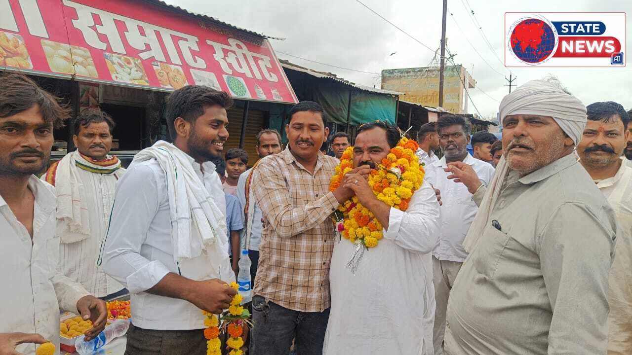 प्रांतीय कुशवाह समाज भिण्ड जिलाध्यक्ष दिलीप सिंह कुशवाह का मौ में भव्य स्वागत