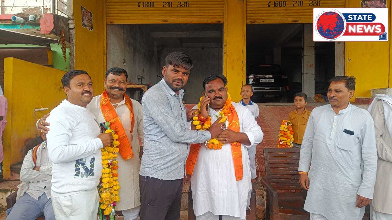 प्रांतीय कुशवाह समाज भिण्ड जिलाध्यक्ष दिलीप सिंह कुशवाह का मौ में भव्य स्वागत