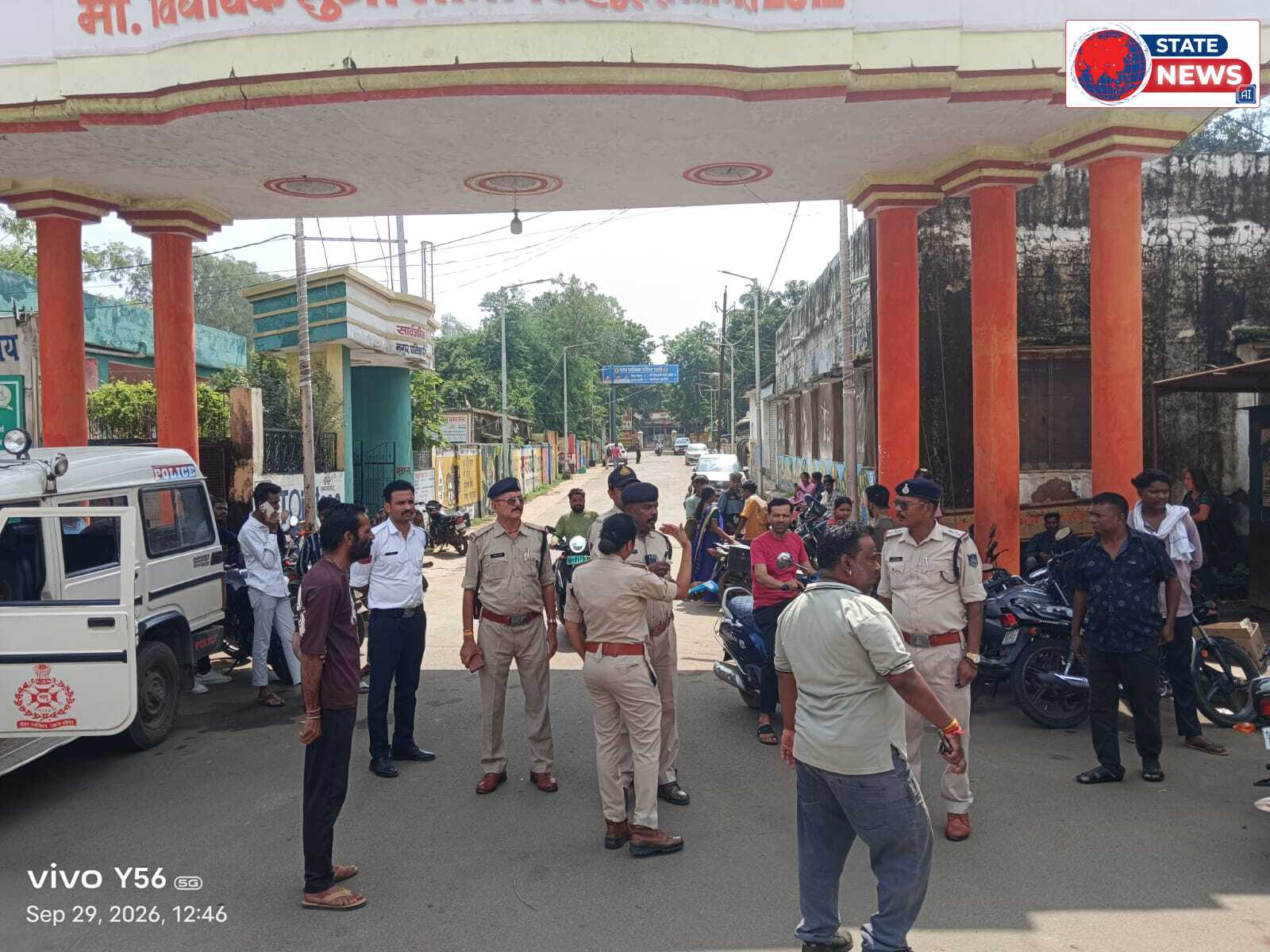 प्रेस नोट प्रदेश स्तर पर सडक दुर्घटनाओ मे मृत्यु शून्य के लक्ष्य के उद्देश्य से हेलमेट एवं सीट बेल्ट उपयोग की अनिवार्यता हेतु पुलिस मुख्यालय